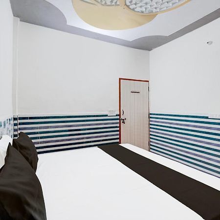 Hotel O Golden Bird Noida Eksteriør billede